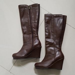 Womens High Brown Boots Heels Size 8.5
